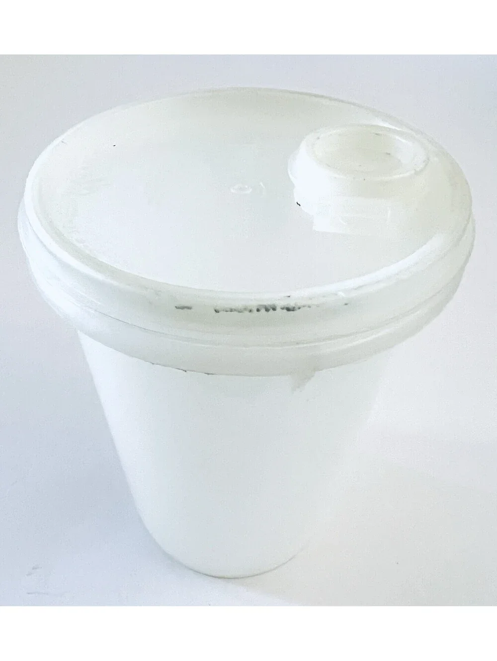 VTG Tupperware Handolier Container 321-1 White Canister w/ Seal #222